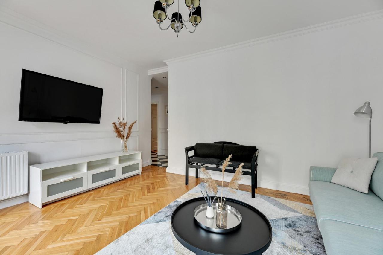 Dlugi Targ Street, Main Old Town & Riverside By Downtown Apartments Gdansk Exterior photo